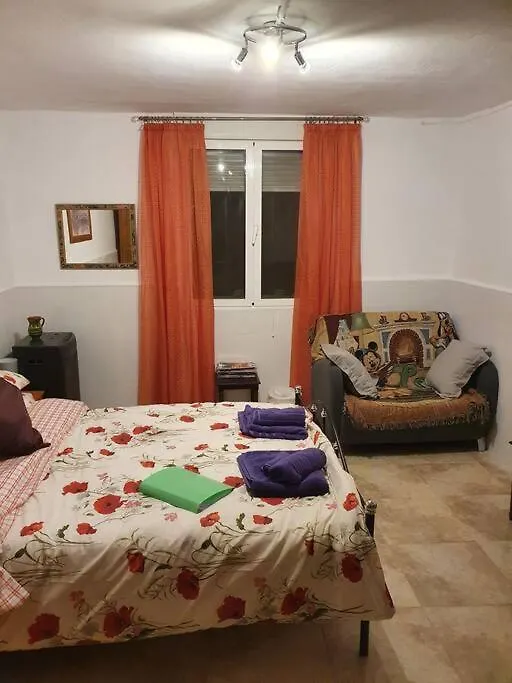 Lovely 1 Bedroom Attached Apartment With Kitchen But Private Albox